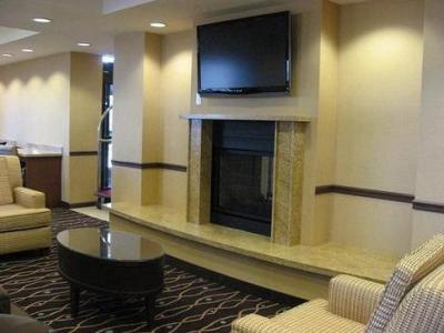 Express & By Ihg 3* Salinas