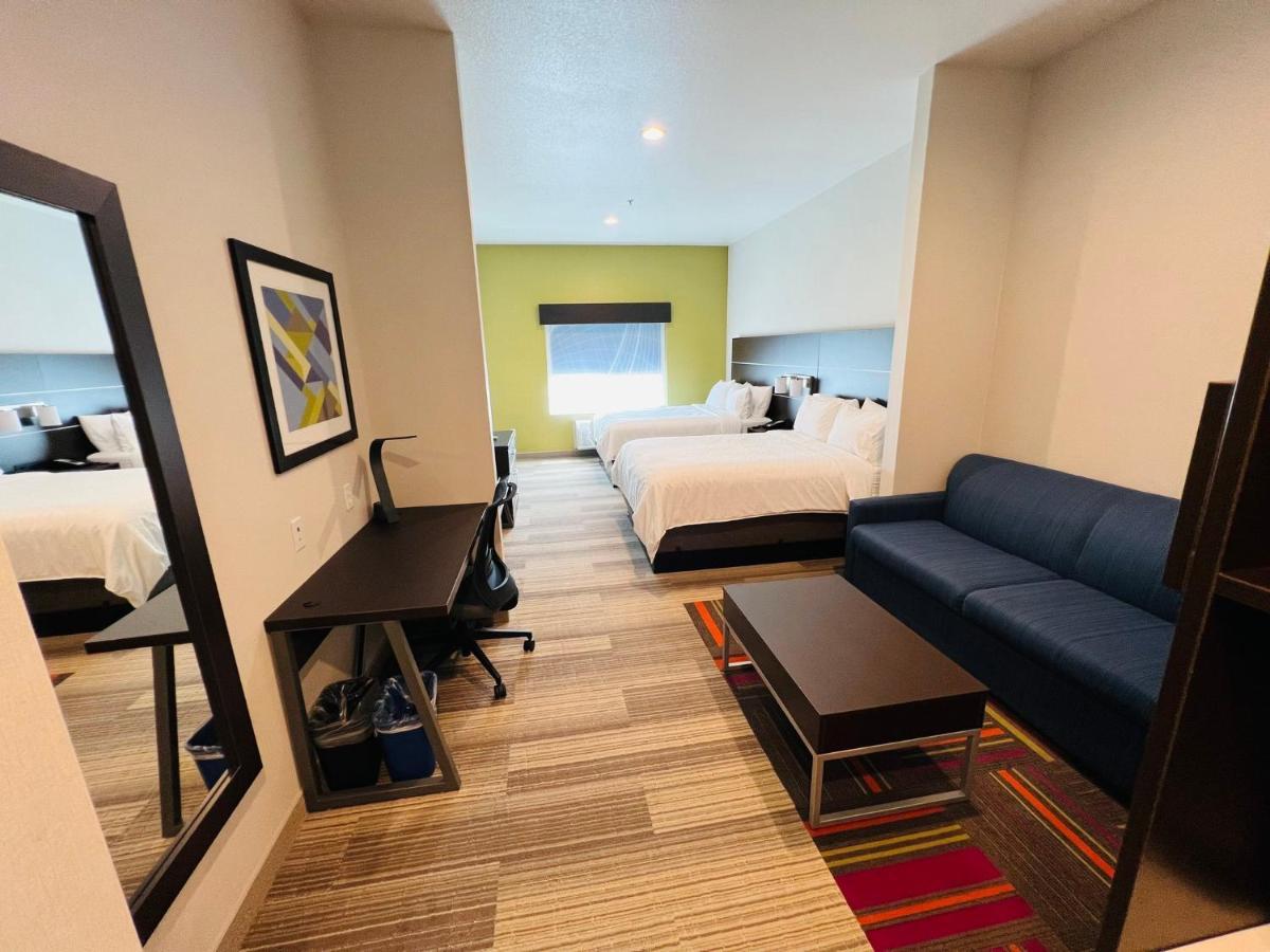 Express & By Ihg 3*