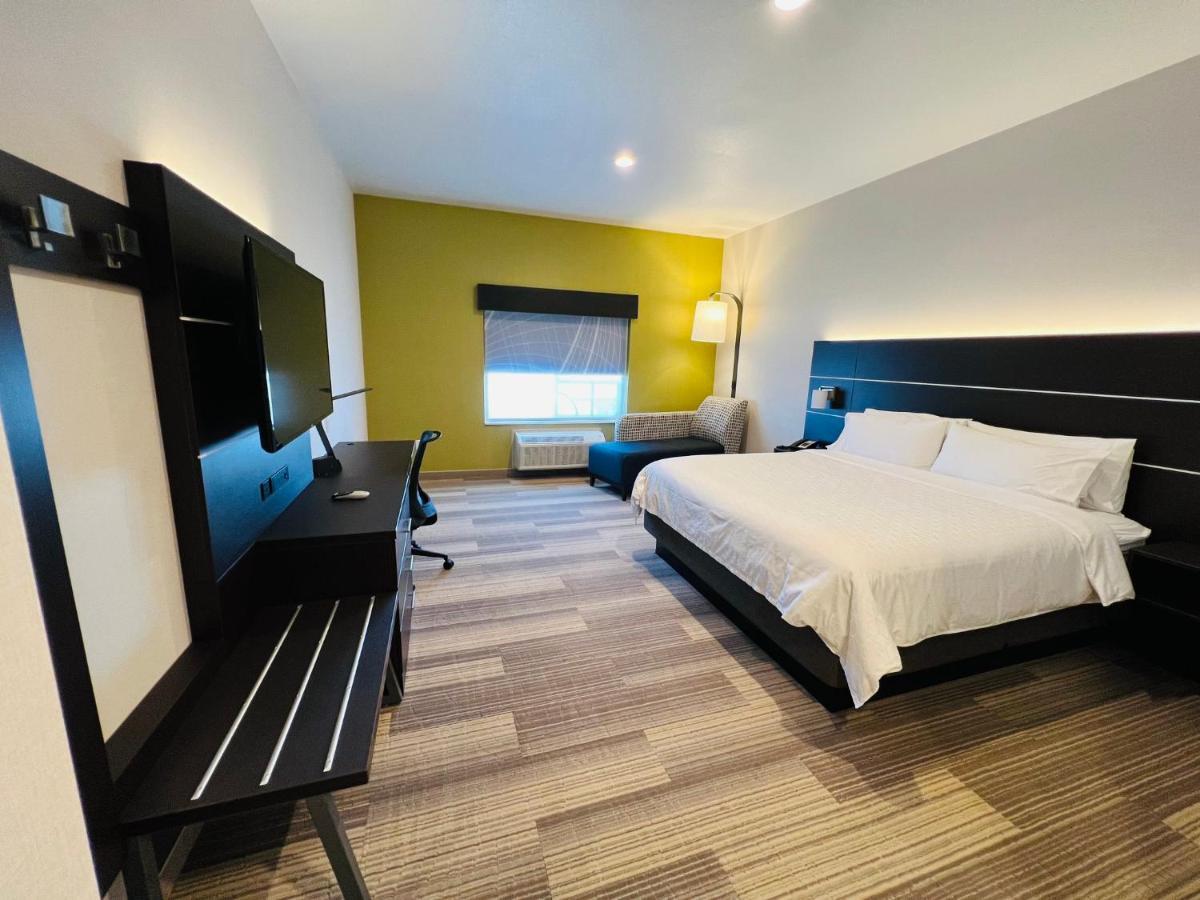 Hotel Express & By Ihg