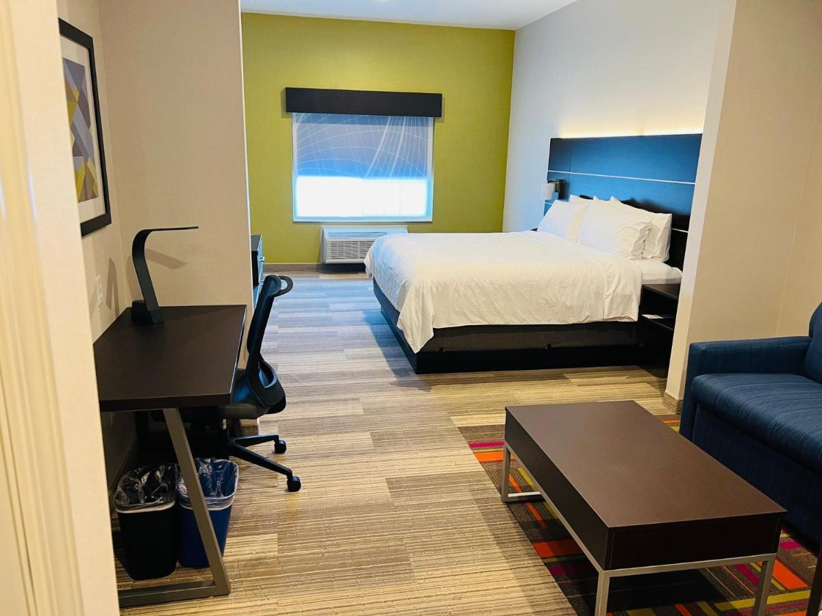 Express & By Ihg