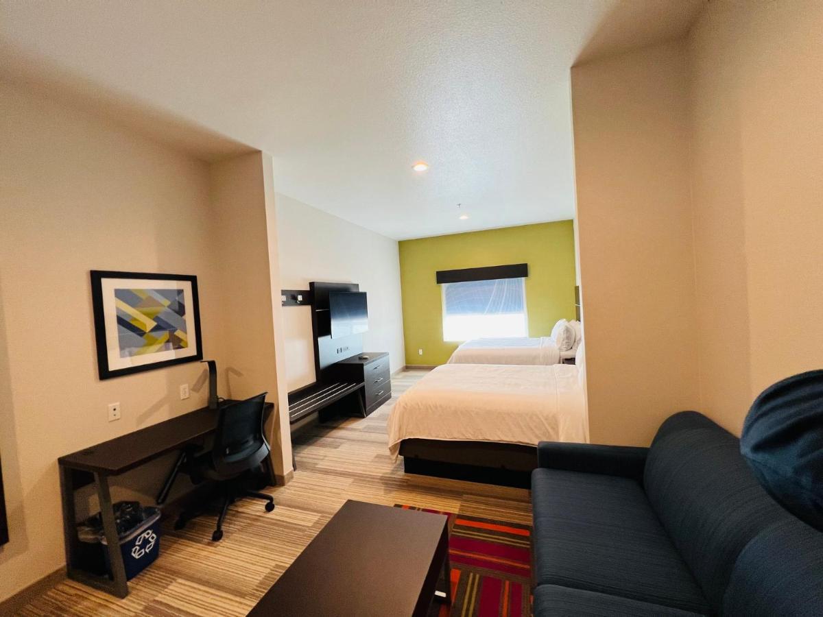 Express & By Ihg Hotel 3*