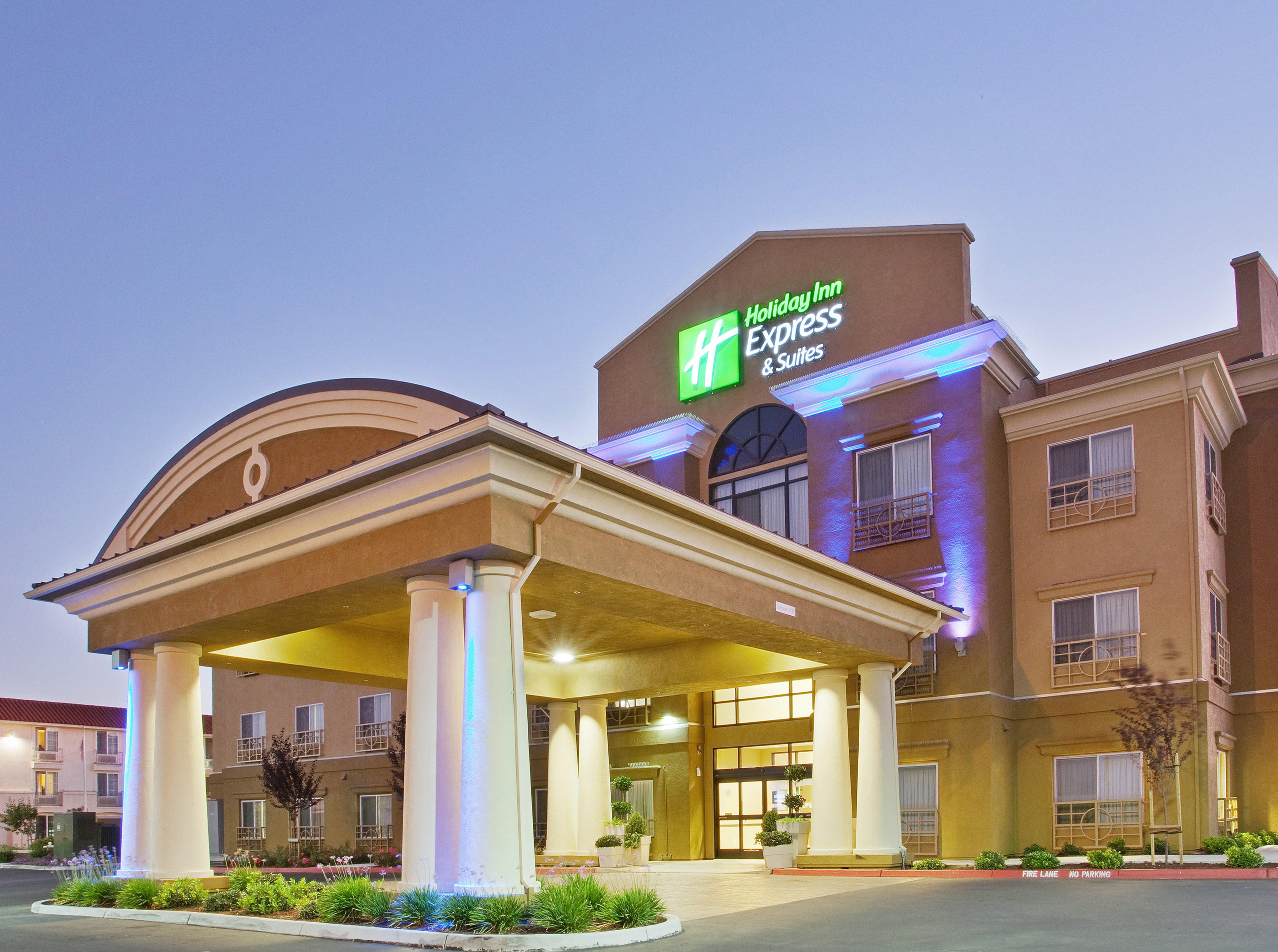 Express & By Ihg Hotel 3*
